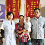 瘢痕子宫胎儿脐带绕颈,妇产科专家凌晨剖腹产手术保母婴平安
